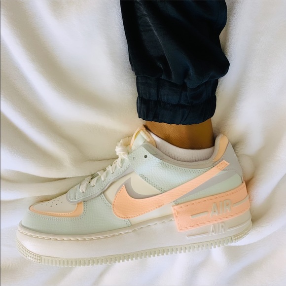 Nike Air Force 1 Shadow - Picture 2 of 11